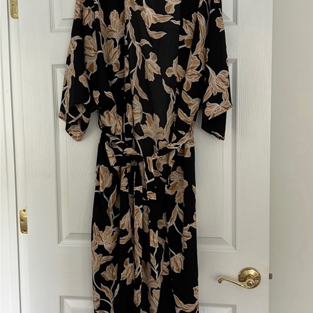 Nwot- Maison Du Soir Floral Robe W Belt - image 2